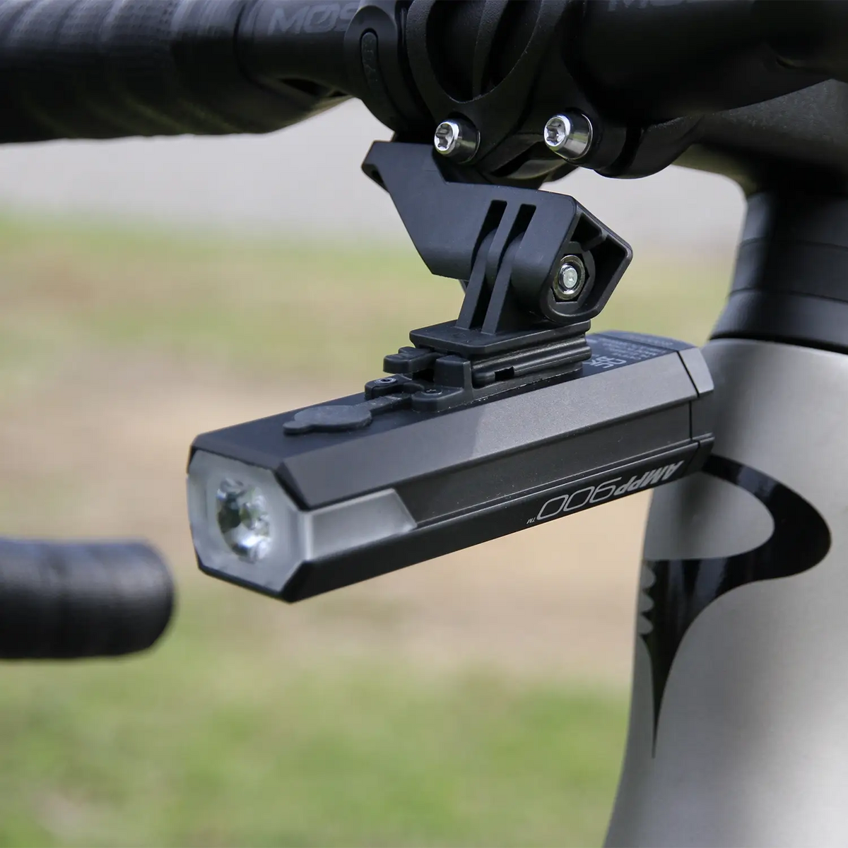 H-34N Flextight™ Center Bracket For Headlights